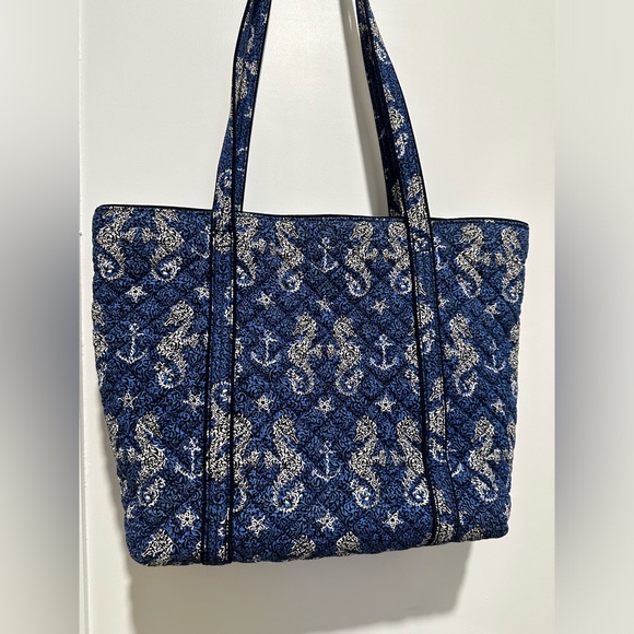 Vera Bradley Seahorse Of Course Small Tote Bag - Picture 3 of 10